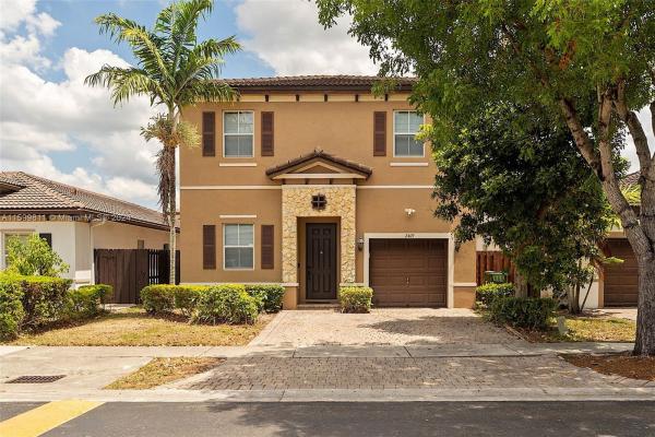 Atlantis At Oasis, 2409 NE 3rd Ct, Homestead, Florida 33033, image 3
