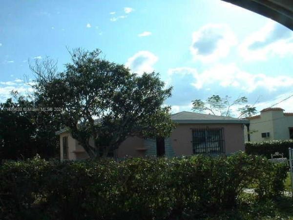 Pinewood Park, West Little River, Florida 33150, image 1