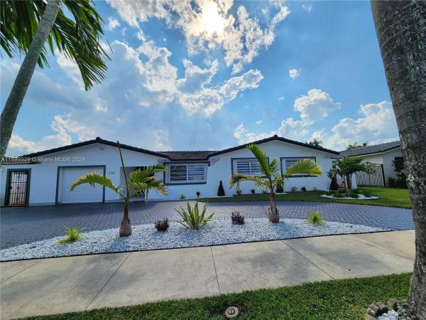Westbrooke, 1812 SW 103rd Pl, University Park, Florida 33165, image 3