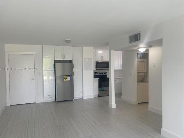 The Greens, 110 Fontainebleau Blvd #201, Fountainebleau, Florida 33172, image 1