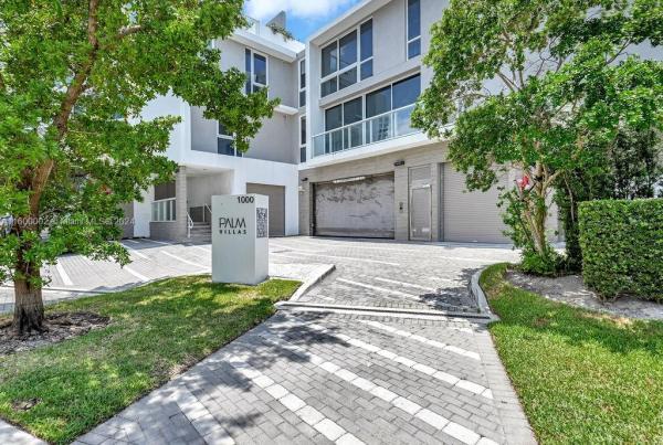 Bay Harbor Islands Residential, 1000 99th St #14, Bay Harbor Islands, Florida 33154, image 1