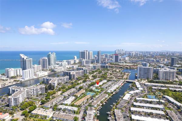 Venetian Park East, 813 NE 27th Ave #813, Hallandale Beach, Florida 33009, image 1
