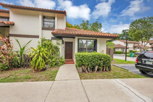 Village Homes In The Crossings, 11024 SW 132nd Ct #38-1, The Crossings, Florida 33186, image 1