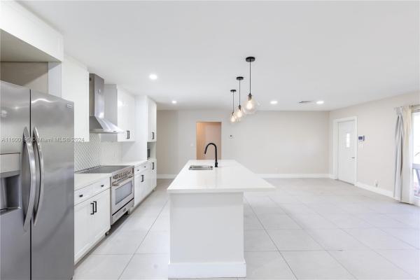 Venetian Isles, 4430 NE 28th Ter, Lighthouse Point, Florida 33064, image 1