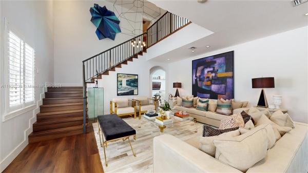 Groves, 6425 SW 84th St, South Miami, Florida 33143, image 3