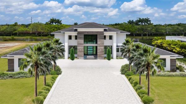 Windmill Reserve, 2944 Lake Ridge Ln, Weston, Florida 33332, image 1