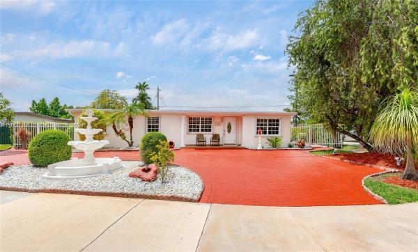Westwood Lakes Residential, 11360 SW 48th St, Westwood Lakes, Florida 33165, image 2