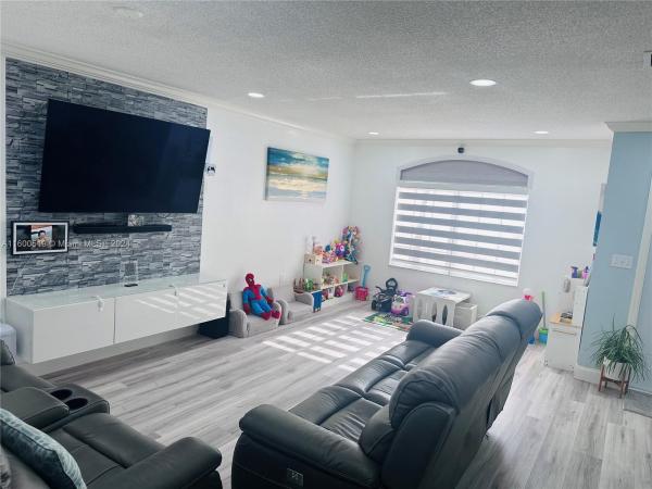 Bonita Golf View Townvillas 2, 6985 NW 173rd Dr #1805, Hialeah, Florida 33015, image 3