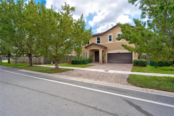 Hemingway Point, 25053 SW 118th Pl, Goulds, Florida 33032, image 1