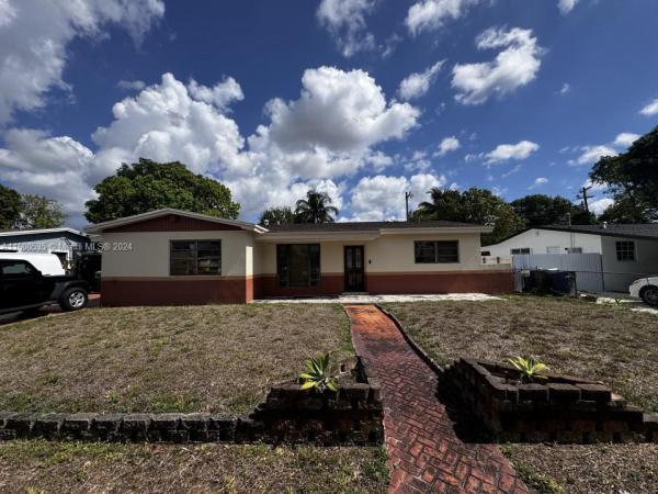 Bell Gardens, 2301 NW 191st St, Miami Gardens, Florida 33056, image 1