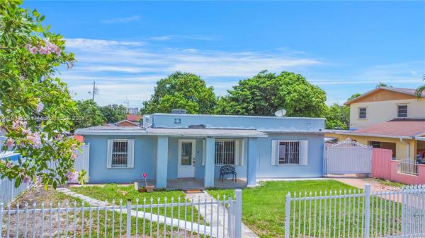 Hialeah Residential, 961 E 18th St, Hialeah, Florida 33013, image 1