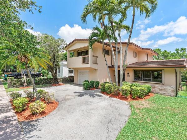 Granada, 1019 Venetia Ave, Coral Gables, Florida 33134, image 2