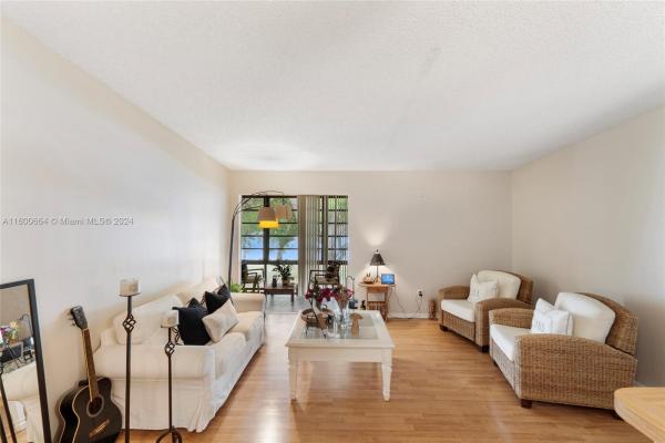 Lakeview At The Hammocks, 9723 Hammocks Blvd #202, The Hammocks, Florida 33196, image 3