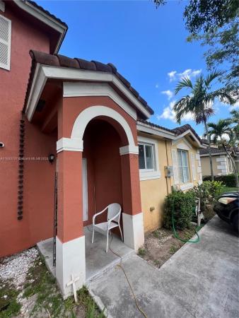 Mowry Villas, 124 SW 16th Ave #124, Homestead, Florida 33030, image 2