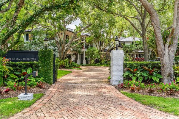 Marc Firestone Estates, 6835 SW 101st St, Pinecrest, Florida 33156, image 1