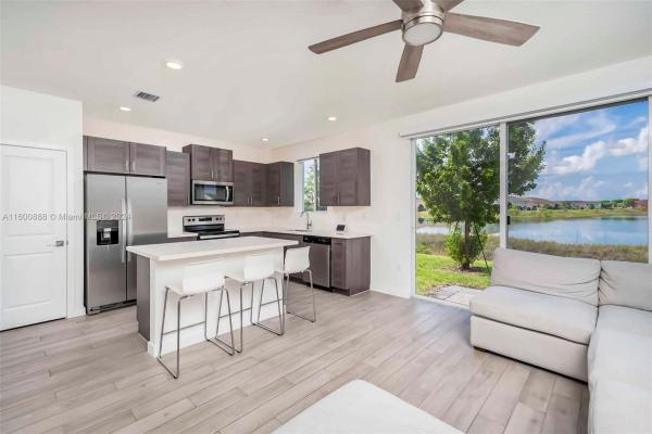 Towns At Seascape, 2336 SE 12th Ct 0, Homestead, Florida 33035, image 3