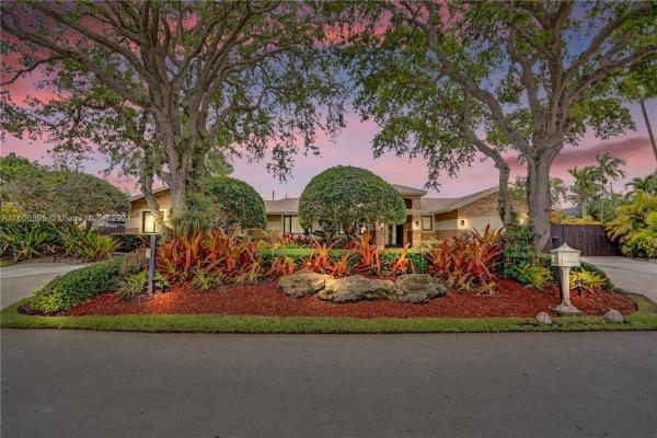Coletown Acres, 10250 SW 110th St, Kendall, Florida 33176, image 1