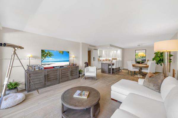 Commodore Club East, 177 Ocean Lane Dr #207, Key Biscayne, Florida 33149, image 3