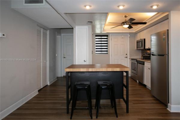 Riviera, 1150 NE 191st St #C-32, Ojus, Florida 33179, image 1