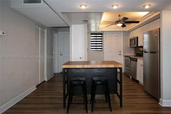 Riviera, 1150 NE 191st St #C-32, Ojus, Florida 33179, image 1