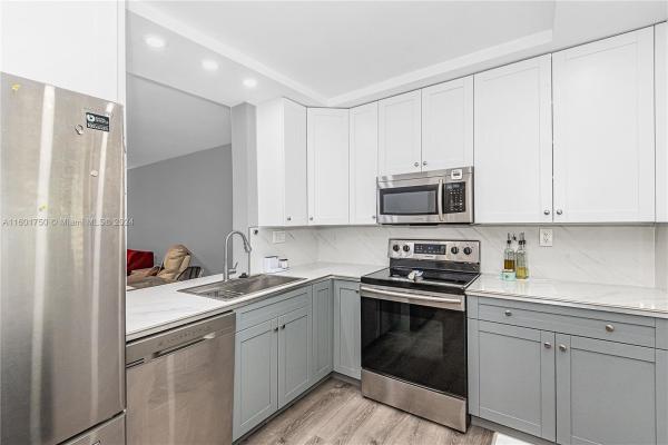 Somerset, 2800 Somerset Dr #118J, Lauderdale Lakes, Florida 33311, image 1