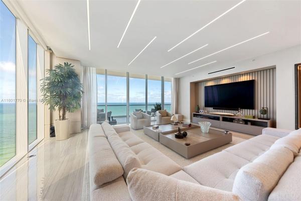 Turnberry Ocean Club Residences, 18501 Collins Ave #2201, Sunny Isles Beach, Florida 33160, image 3