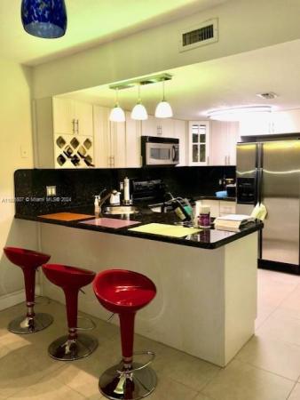 Riviera Homes, 2308 W 68th St #9-2, Hialeah, Florida 33016, image 1
