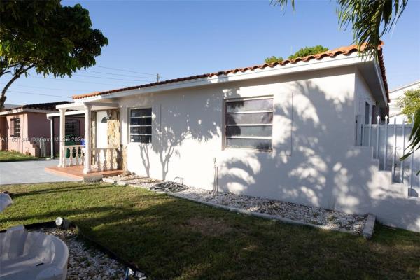 Ideal Homes, 55 SW 60th Ave, Miami, Florida 33144, image 3