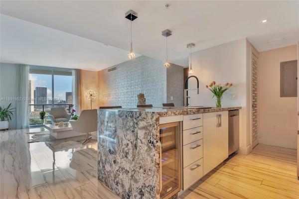Latitude On The River, 185 SW 7th St #1609, Miami, Florida 33130, image 2