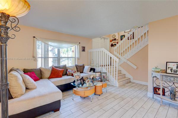 Biscayne Point South, 12110 SW 251st Ter, Princeton, Florida 33032, image 2