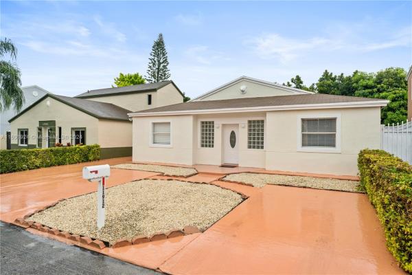 Cutler Landings, 11912 SW 272nd Ter, South Miami Heights, Florida 33032, image 1