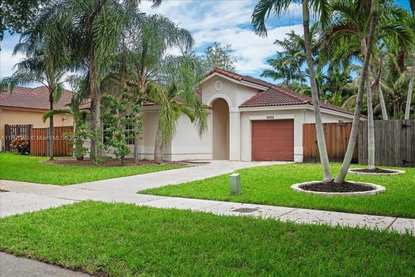 Monterey Lakes, 8992 SW 212th Ter, Cutler Bay, Florida 33189, image 1