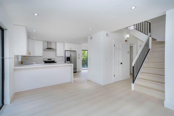 Spring Circle Villas, 1201 Spring Cir Dr, Coral Springs, Florida 33071, image 1