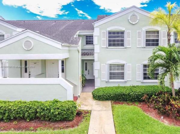 Centergate, 2509 SE 20th Pl #105-A, Homestead, Florida 33035, image 2
