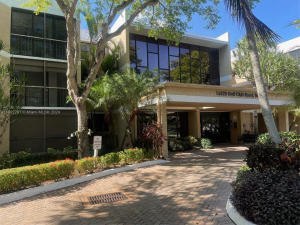 Country Club Village, 16325 Golf Club Rd #212, Weston, Florida 33326, image 1