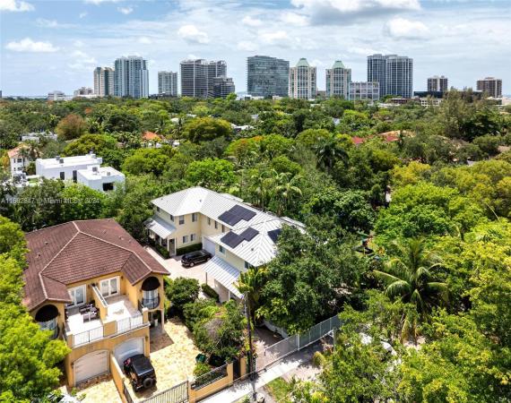 3075 Allamanda St #3075, Miami, Florida 33133, image 2