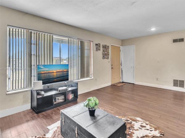 Carol City, 17110 NW 46th Ave, Miami Gardens, Florida 33055, image 3
