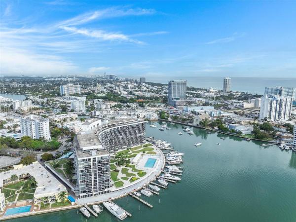 King Cole, 900 Bay Dr #DS11, Miami Beach, Florida 33141, image 3