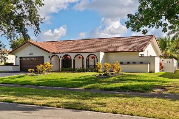 Ramblewood South, 8239 Shadow Wood Blvd, Coral Springs, Florida 33071, image 1