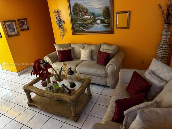 Queens Park, Westview, Florida 33167, image 2