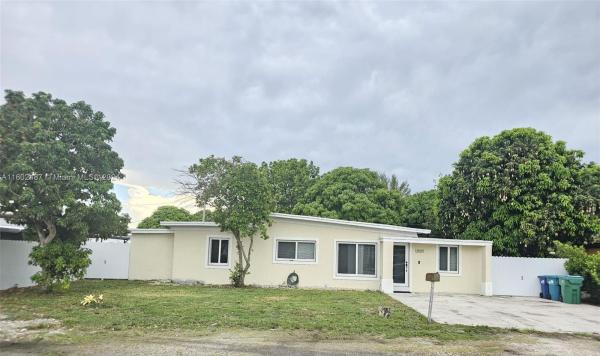 Nichols Golf Estates, 12020 NW 20th Ct, Westview, Florida 33167, image 2