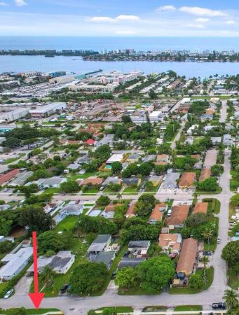 Mantyharju Lantana, 703 N 7th St, Lantana, Florida 33462, image 1