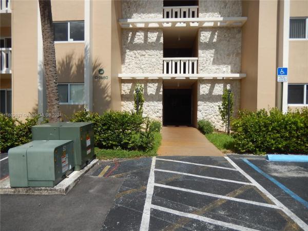 Villas Of Miami Lakes, 7480 Miami Lakes Dr #G209, Miami Lakes, Florida 33014, image 1