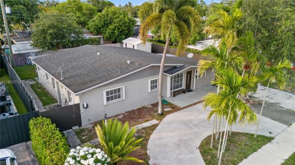 Heftler Homes Sunset Park, 10015 SW 83rd St, Kendall, Florida 33173, image 1