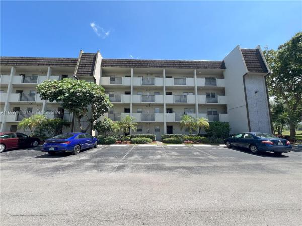 The Greens Of Inverrary, 6200 NW 44th St #114, Lauderhill, Florida 33319, image 1