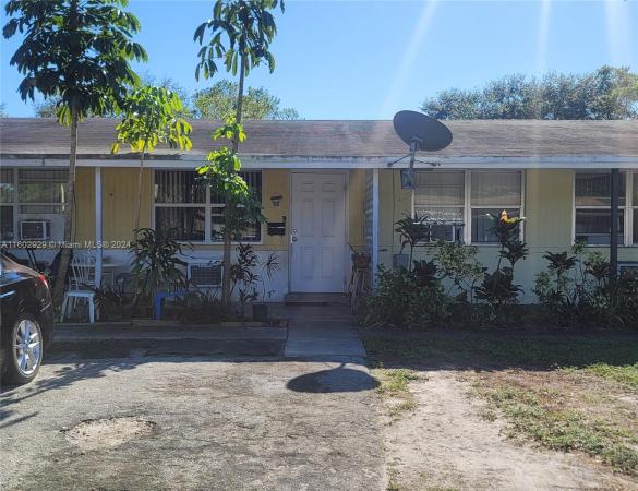 Sunrise Golf Village, 5920 NW 12th St #G, Sunrise, Florida 33313, image 2