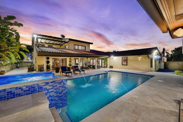 Flagler Waterway Estates, 8461 Grand Canal Dr, Fountainebleau, Florida 33144, image 3