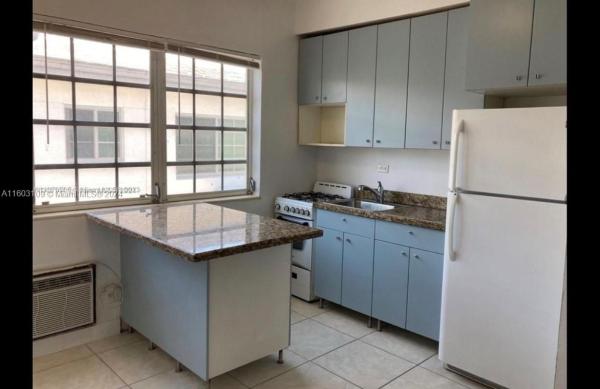 The Lorena, 836 10th St #8, Miami Beach, Florida 33139, image 1