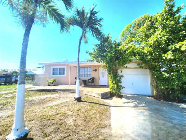 Ingleside Park, 4498 E 8th Ct, Hialeah, Florida 33013, image 1