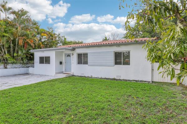 Edgewater Park, 511 Forrest Dr, Miami Springs, Florida 33166, image 2